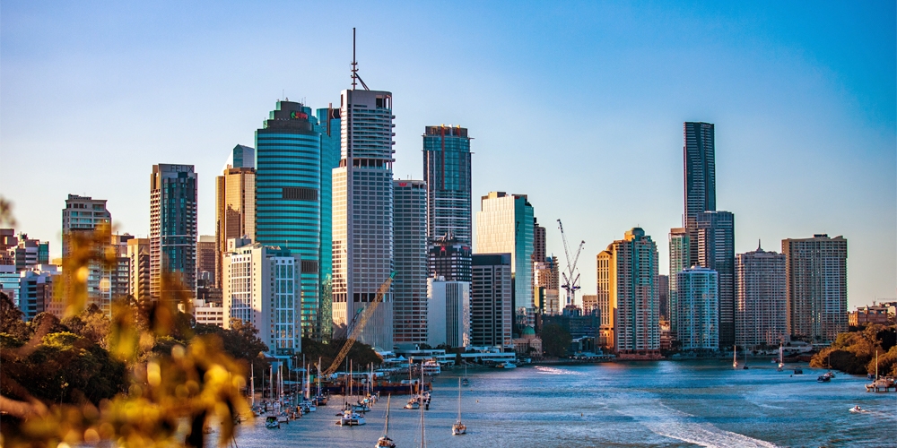 Brisbane river city skyline